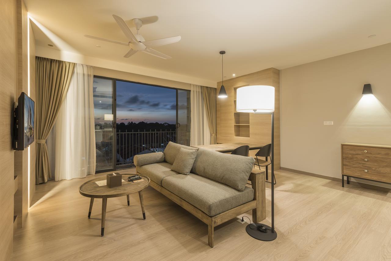 Jinhold Hotel & Serviced Apartment Мірі Екстер'єр фото