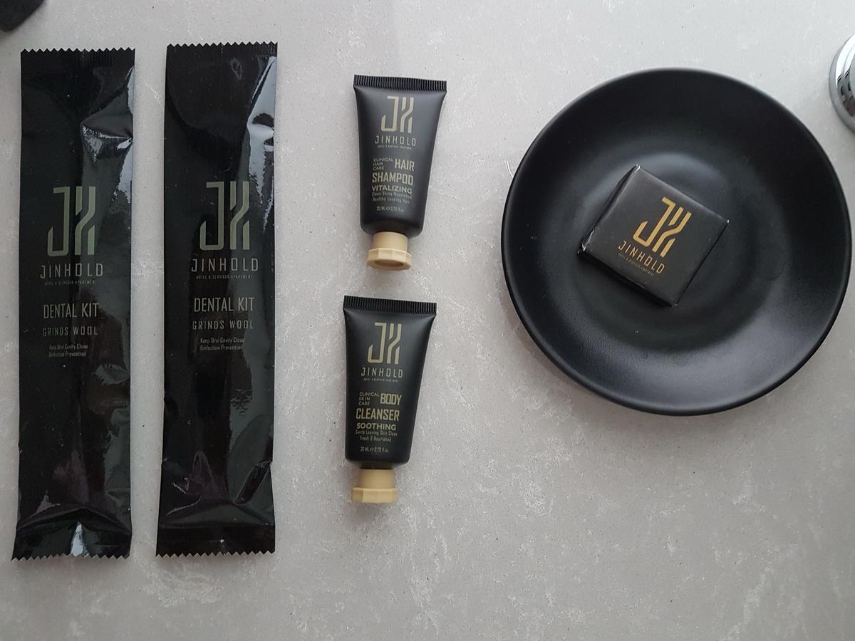 Jinhold Hotel & Serviced Apartment Мірі Екстер'єр фото