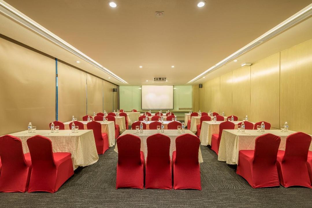 Jinhold Hotel & Serviced Apartment Мірі Екстер'єр фото