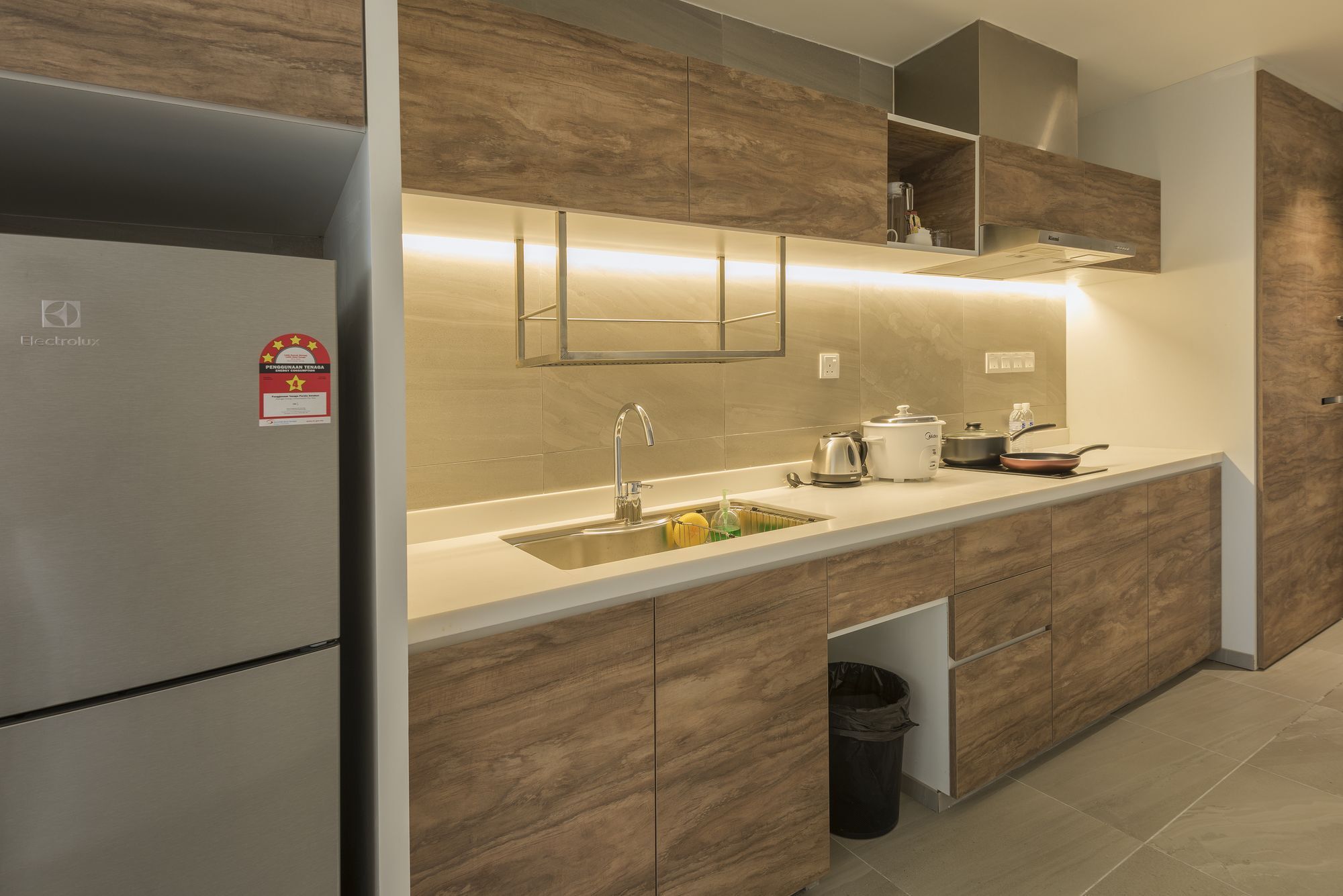 Jinhold Hotel & Serviced Apartment Мірі Екстер'єр фото