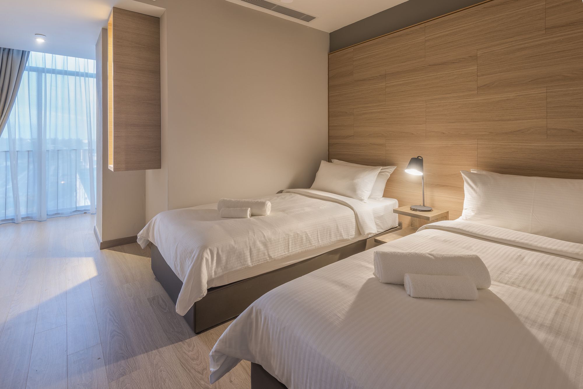 Jinhold Hotel & Serviced Apartment Мірі Екстер'єр фото