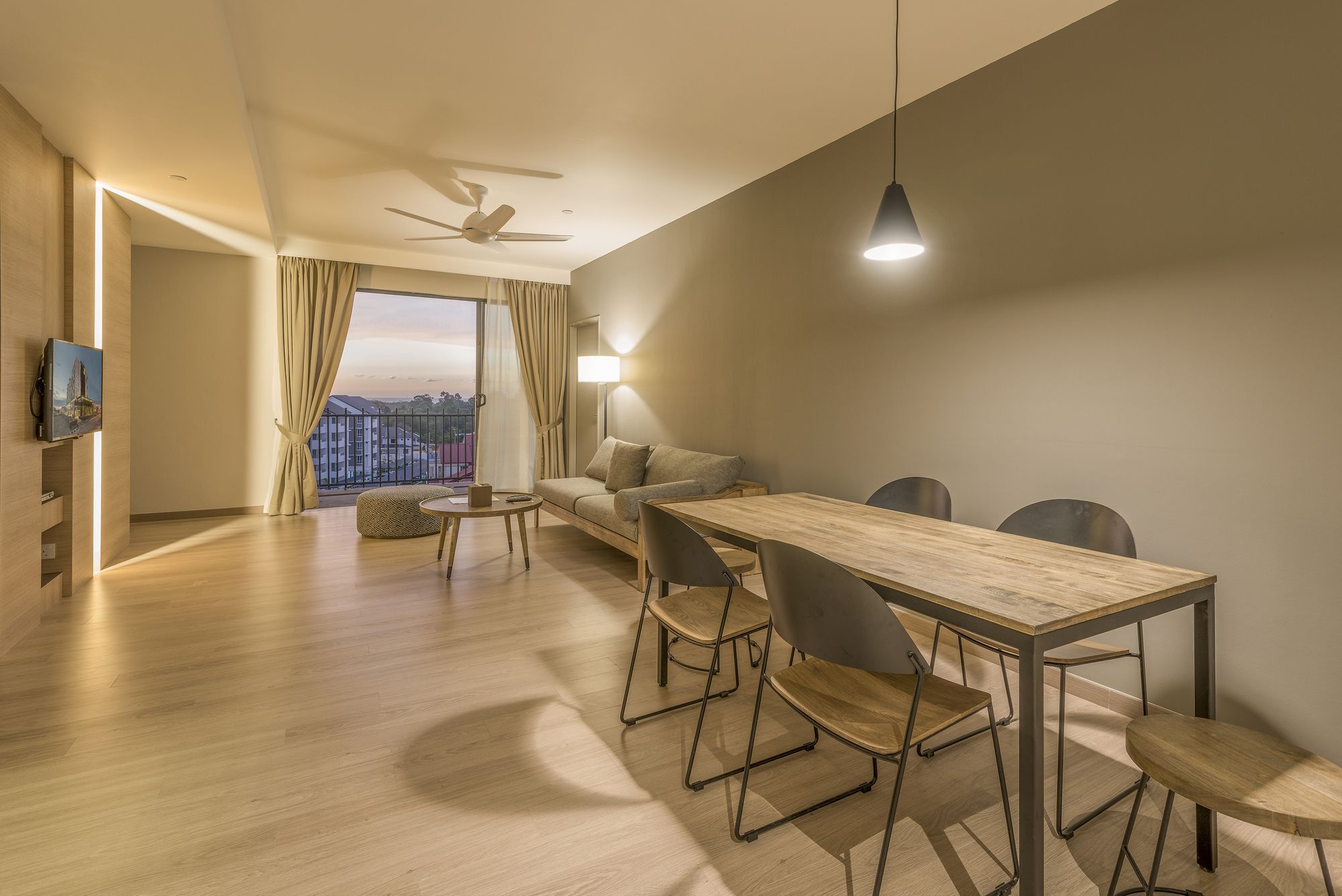Jinhold Hotel & Serviced Apartment Мірі Екстер'єр фото